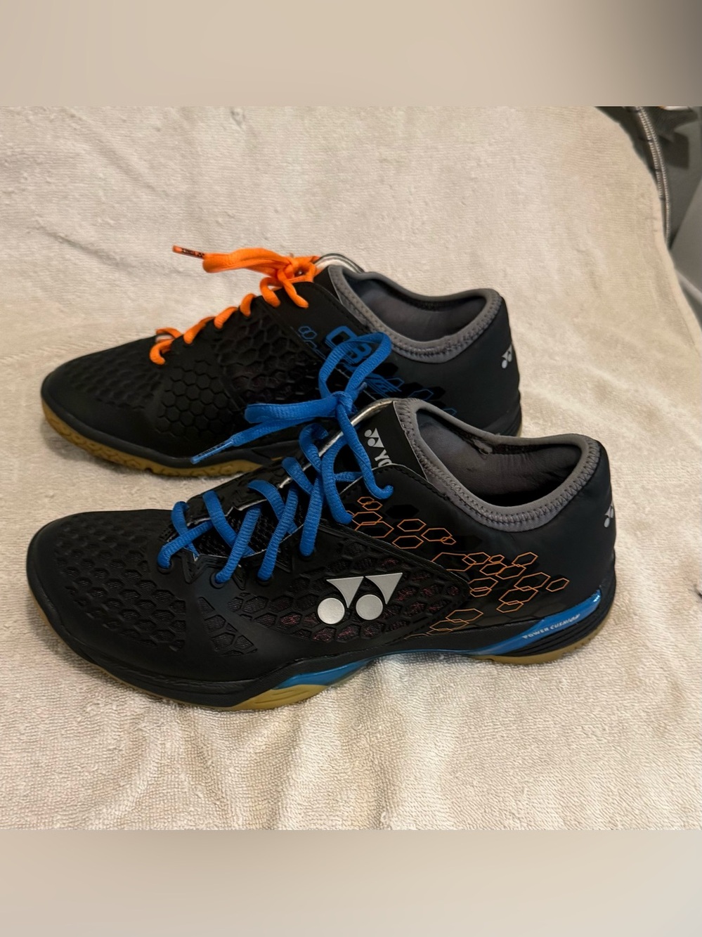Yonex 03 Z Power Cushion Badminton Shoes Orange Blue Black Laces SH-1788